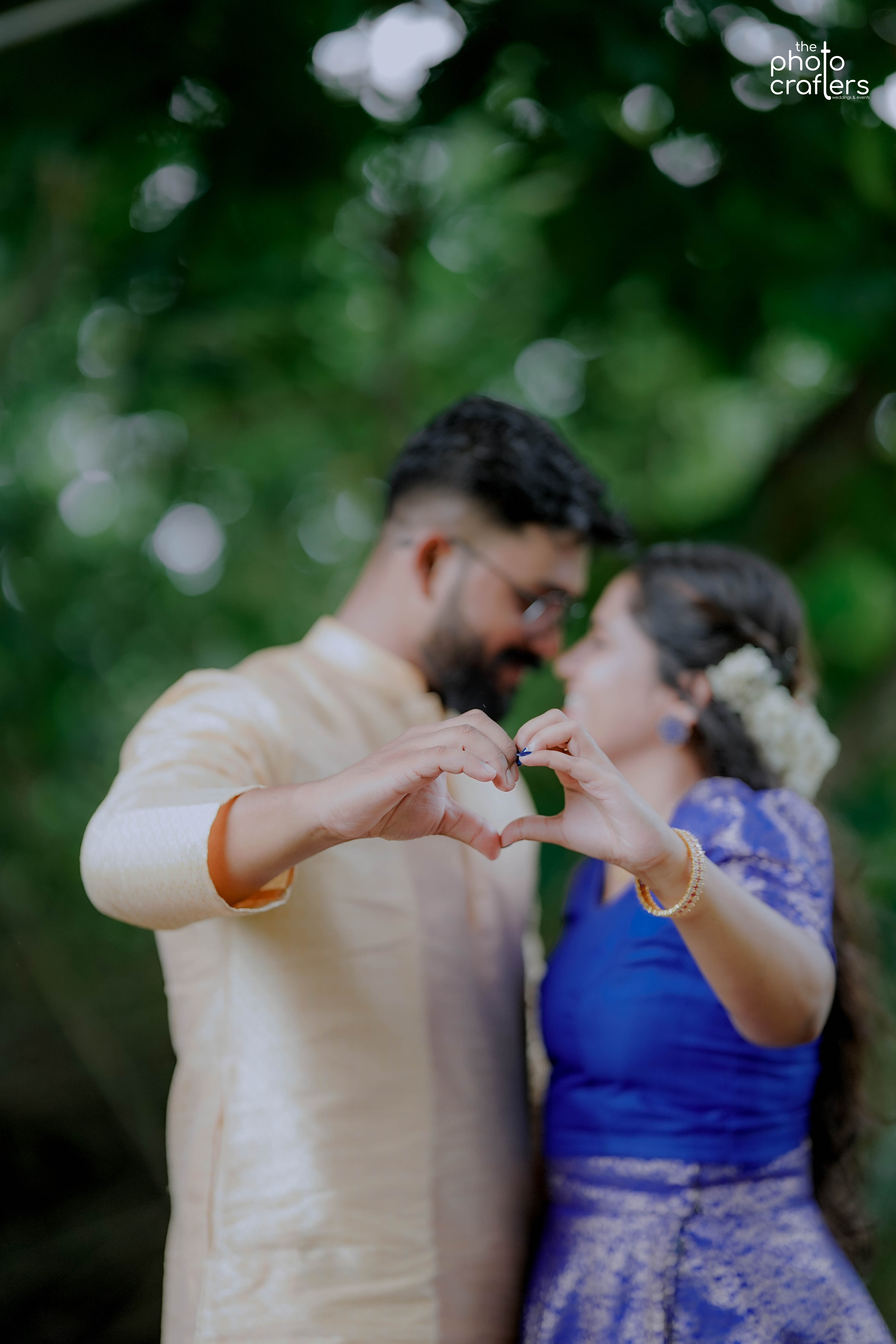 Groom applying sindoor on bride's forehead - The Photocrafters